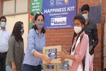 Mando Softtech has sponsored 1300 Happiness Kits for children in Delhi and Bengaluru