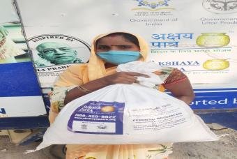 With grocery kits in her hand, she is not worried about ‘how to feed’ her family